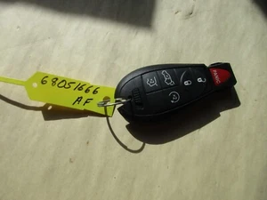 LLAVERO JEEP 68051666AF - Imagen 1 de 1