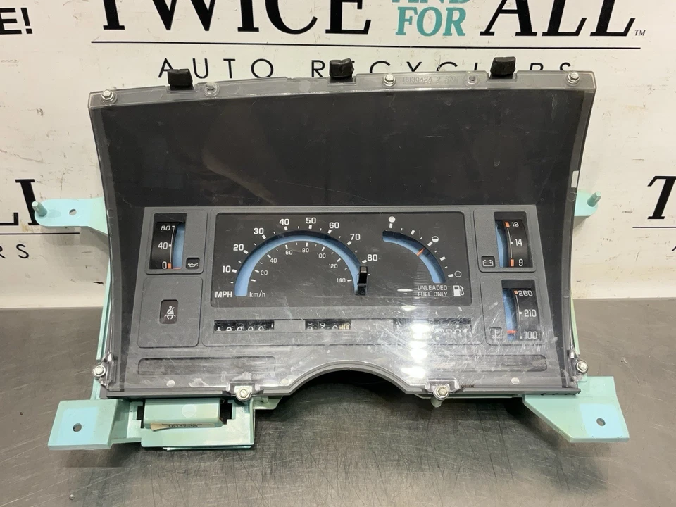 Cuadro de instrumentos Chevy Blazer S10 GMC S15 92-94 AT 100 K millas OE 16142355 LEER Foto 1 de 4