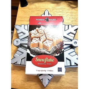 Nordic Ware Snowflake Pull-Apart Cast Aluminum NWT U.S.A. - Picture 1 of 3
