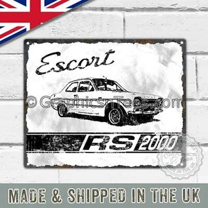 Vintage Metal Tin Sign Plaque Featuring The Classic MK1 Escort RS2000 in White - Foto 1 di 2