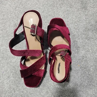 Mossimo Supply Co. 4 pulgadas tacones ciruela Foto 1 de 4