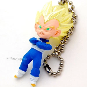 Vegeta Super Saiyan DragonBall 17 mini Figure Key Chain Authentic BANDAI Japan - Picture 1 of 6