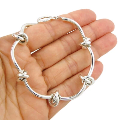 Eternal Circle Knot 925 Sterling Silver Hallmarked Bracelet in a Gift Box - Image 1 of 4