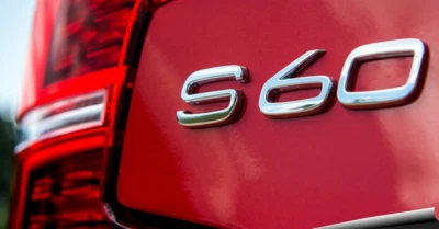 For VOLVO S60 Bright Silver Rear Boot Trunk Emblem Sticker Letter Badge - Imagem 1 de 2