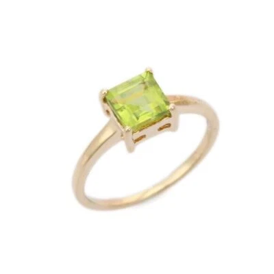 Natural Peridot Gemstone Engagement Ring 10k Yellow Gold D677 - Image 1 of 4