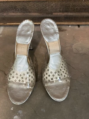 Zapatos de vestir elegantes de tacón alto para mujer  Foto 1 de 2