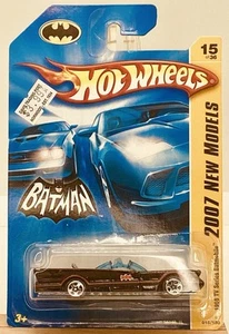 2007 Hot Wheels New Models #15/36 1966 TV SERIES BATMOBILE Black Honeycomb Grill - Picture 1 of 7