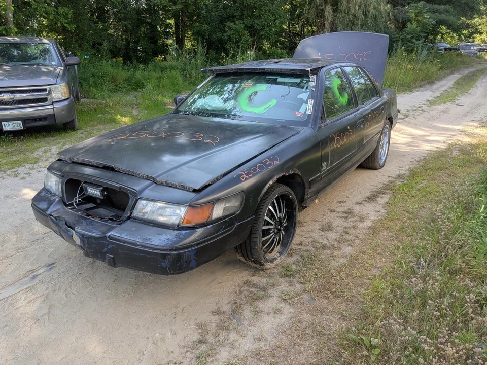 Starter Motor Thru 3/13/05 Fits 96-05 CROWN VICTORIA 179501 - Image 1 of 4