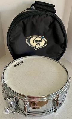 复古 Slingerland 14 英寸小军鼓和消声器滤网和衬垫袋伊利诺伊州美国 — 第 1/4 张图片