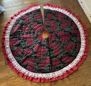Vintage Hand Made Quilted Christmas Tree Skirt Poinsettia Fabric Large 43” - Picture 1 of 6