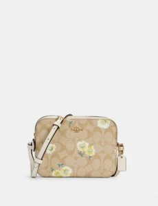🌼MSRP $278 NWT COACH C3354 Mini Camera Bag In Signature Canvas With Daisy Print - Picture 1 of 4