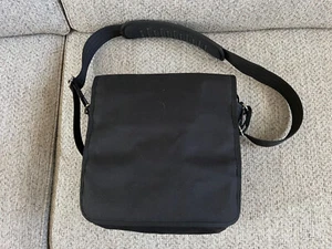 Think Tank Photo Retrospective 20 Shoulder Bag (Black) - Picture 1 of 12