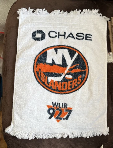 NHL New York Islanders SGA White Rally Towel Chase Bank WLIR Radio  92.7 Promo Cover