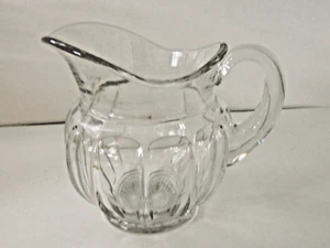 HEISEY COLONIAL PURITAN SQUAT PITCHER, 32 OZ, CA. 6 1/4" HOCH, MARKIERT - Bild 1 von 8
