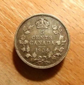 1904 CANADA 5 CENT SILVER COIN NICE CIRCULATED COIN #1 - Picture 1 of 2