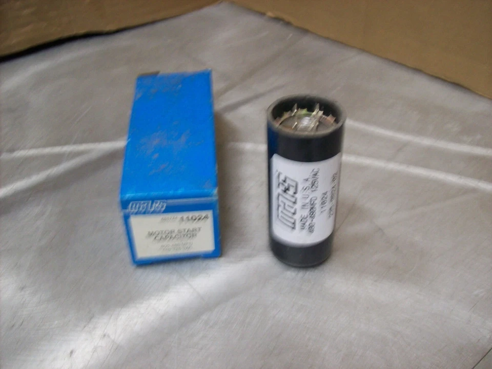 a) MARS Genuine NOS Capacitor 11024 400-480mfd - Image 1 of 1