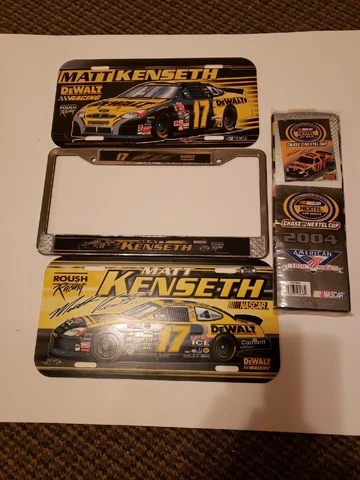 Lot Of 4 #17 Matt Kenseth  Nascar Driver  ,2 License Plates  De Walt Racing Cover