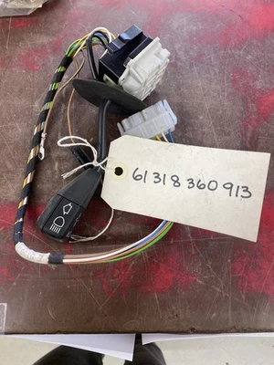 NEW GENUINE BMW 3 COMPACT E36 TURN SIGNAL SWITCH 61318360913 - Imagen 1 de 4