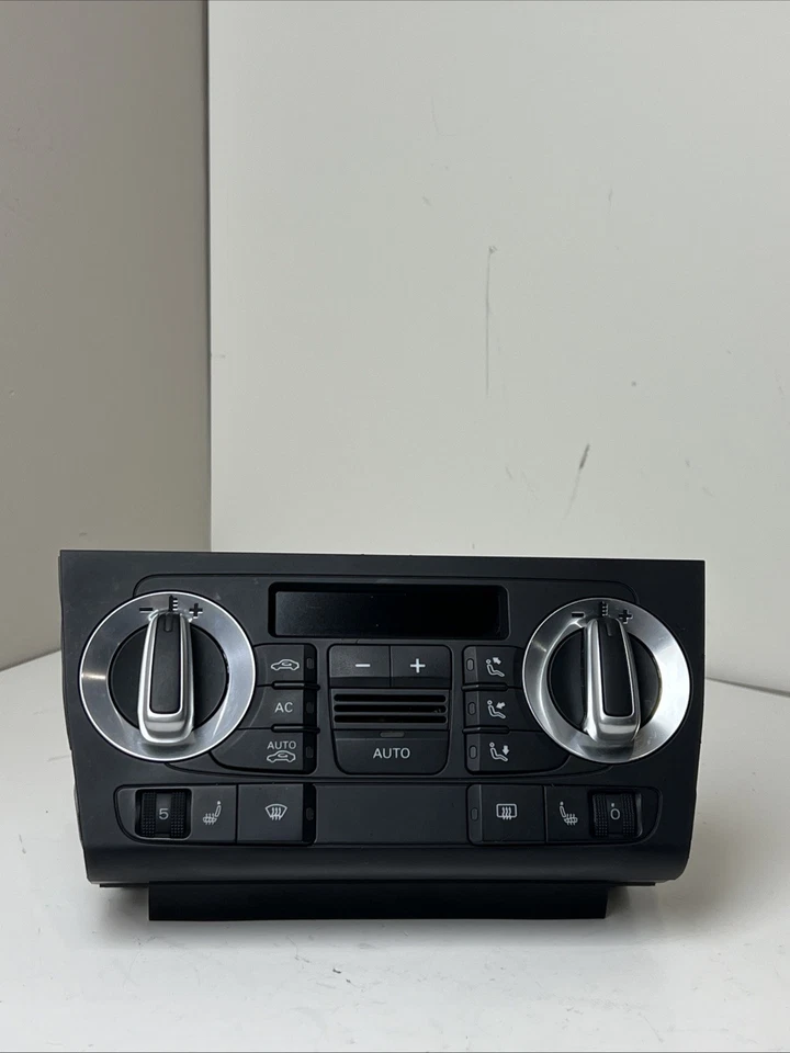 2010 AUDI A3 TEMPERATURE CONTROL WITH HEATED SEATS 8P0820043BL OEM - Imagem 1 de 4
