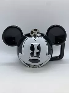 Disney Classic Animation Films Mickey Mouse Mug And Spoon Set -Coffee/Tea - Picture 1 of 15