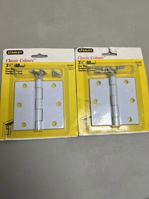 Bisagra de puerta Stanley BriteWhite con acento de latón de 3,5" 69-0264 Foto 1 de 2