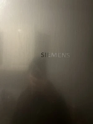 Kühlschrank mit Gefrierfach - Bild 1 von 3