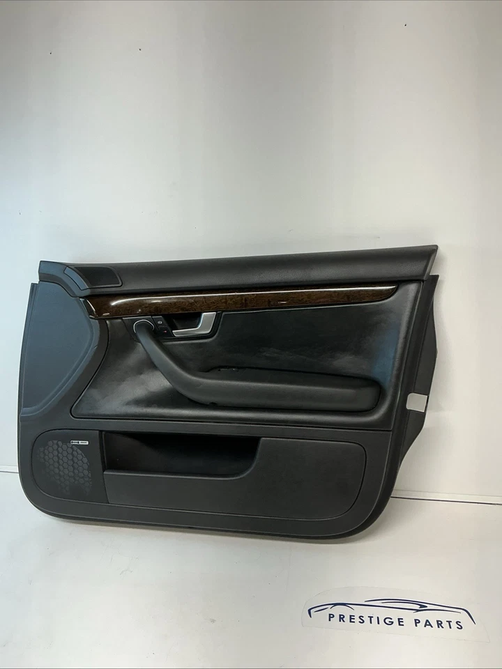 04-08 Panel puerta pasajero Audi S4 Quattro FR Foto 1 de 4