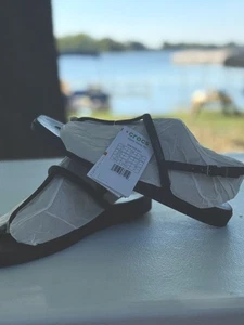 Crocs Miami Damen-Riemensandale flach Größe 11 schwarz neu aus Kunststoff - Bild 1 von 8