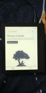 Kindle Paperwhite 10th Generation 6.2 GB - Picture 1 of 7