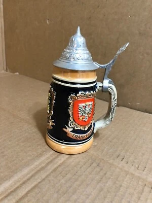 TAZA DE PIEDRA DE CERVEZA CON TAPA HEIDELBERG, FRANKFURT, WIESBADEN HECHA EN ALEMANIA OCCIDENTAL Foto 1 de 4