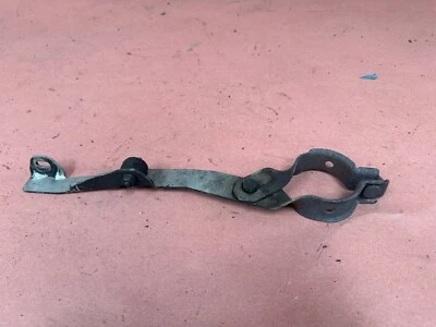 Suporte de escape BMW 318I 318IS 318ti Z3 E36 M42 4 cilindros fabricante de equipamento original #95161 - Imagem 1 de 4