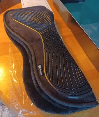 Gel de espuma com memória Freedman Cut Back Acavallo - Almofada de lã preta/eco - Sela de cavalo - Imagem 1 de 4