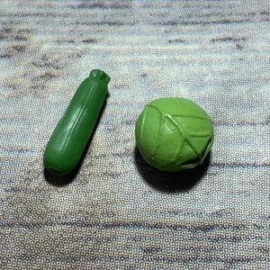 Calico Critters Sylvanian Families Food Groceries Vegetables Cabbage Zucchini - Picture 1 of 2