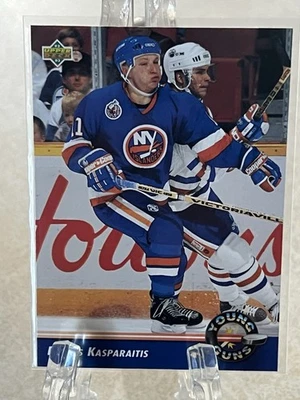 DARIUS KASPARAITIS--YOUNG GUNS--1992-93 UPPER DECK--ISLANDERS--FREE SHIPPING - Image 1 of 2