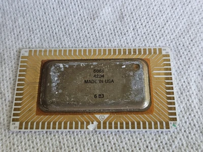 白色陶瓷金芯片 1813 惠普 HP9825 NMOS II 混合 CPU 处理器 — 第 1/4 张图片