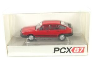 VW Passat B2 (Rojo) 1985 1:87 Premium ClassiXXs ( Pcx )