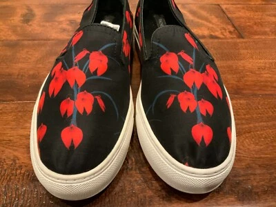 Zapatos sin cordones Rachel Zoe negros y rojos con estampado floral, talla 8 (EE. UU.) ¡NUEVO SIN CAJA! Foto 1 de 4