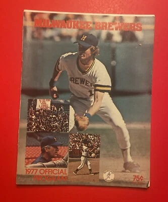 1977 MILWAUKEE BREWERS KANSAS CITY ROYALS MLB Baseball Program Vtg ROBIN YOUNT - Image 1 of 4