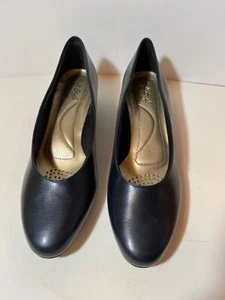 Soft Style by Hush Puppies Women Pump Heels Dress Office Shoe Navy Blue NOS - Picture 1 of 7