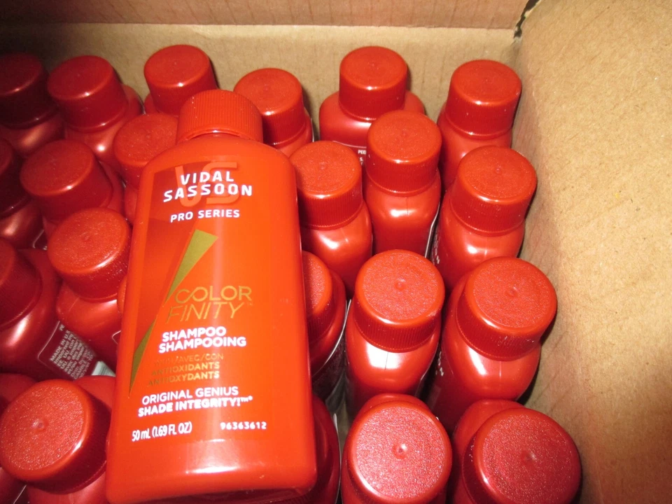 Lot of 18 Vidal Sassoon revitalizing Color finity Shampoo 1.69 oz  - Image 1 of 1