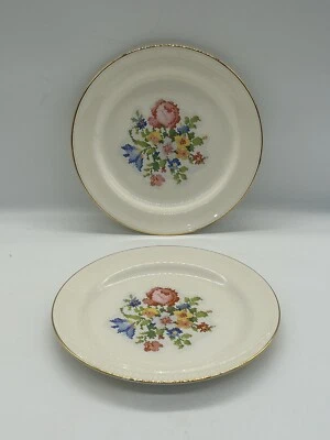 2 Vintage Cunningham & Pickett Hand Decorated Heirloom Dinner Plates  22k - Image 1 of 4
