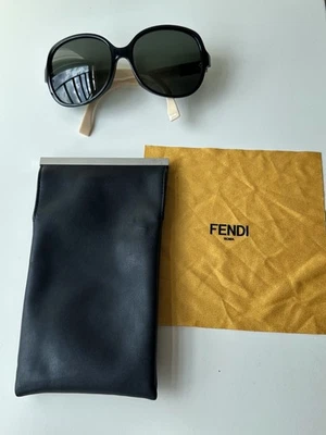 Gafas de sol Fendi de gran tamaño beige usadas FF 0147/K/S NGVX1 58017 140 Foto 1 de 4