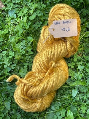Hilo para tejer oro amarillo voluminoso grueso brillante suave artesanía navideña Foto 1 de 4