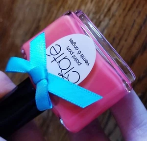 NEW! Ciate Paint Pots Nail Polish Lacquer in ELECTRONICA - Picture 1 of 5