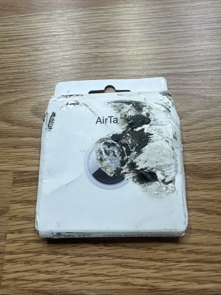 Apple Round Shaped AirTag (1 Pack) Model MX532LL/A - Silver