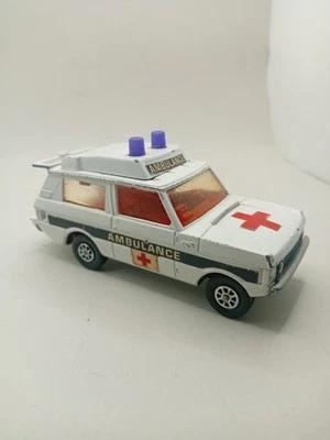 Corgi Whizzwheels Vigilant Range Rover Ambulance - Image 1 of 4