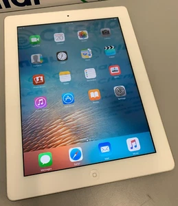 Apple iPad 2nd Gen A1395 9.7" 16GB Black/Silver - Picture 1 of 6