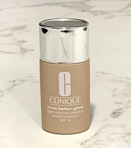 Clinique CN 52 Even Better Light Reflecting Makeup SPF 15 - 0.41 oz travel (#m1) - Picture 1 of 2