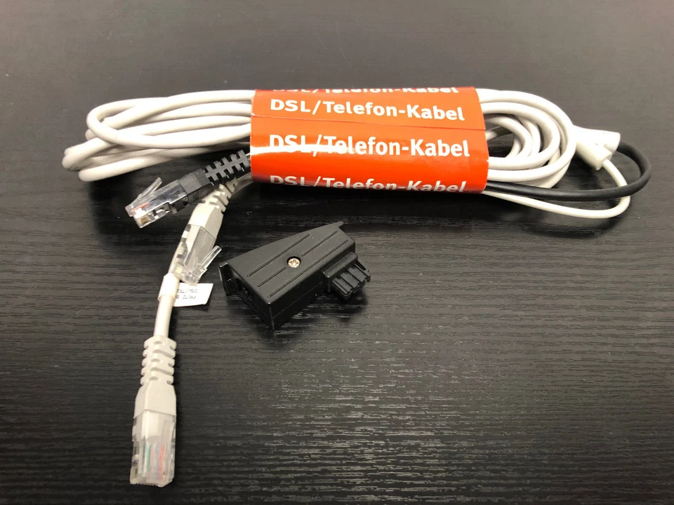 Original AVM Fritzbox Y-Kabel  DSL-/Telefonkabel  inkl. TAE-Adapter - Bild 1 von 1