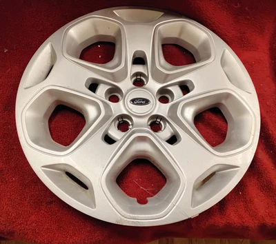 Ford Fusion: 2010, 2011, 2012, plateado 17 pulgadas, tapacubos de fábrica Foto 1 de 4